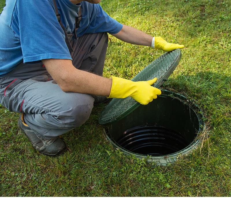 The Sniff Test: How to Tell if Your Septic Tank Is Full (Before It's Too Late) 